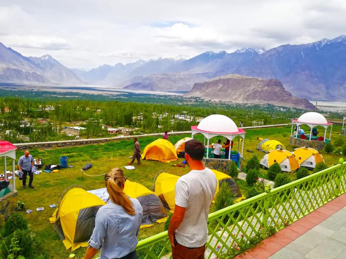 Hotel Mountain Lodge Скарду Экстерьер фото