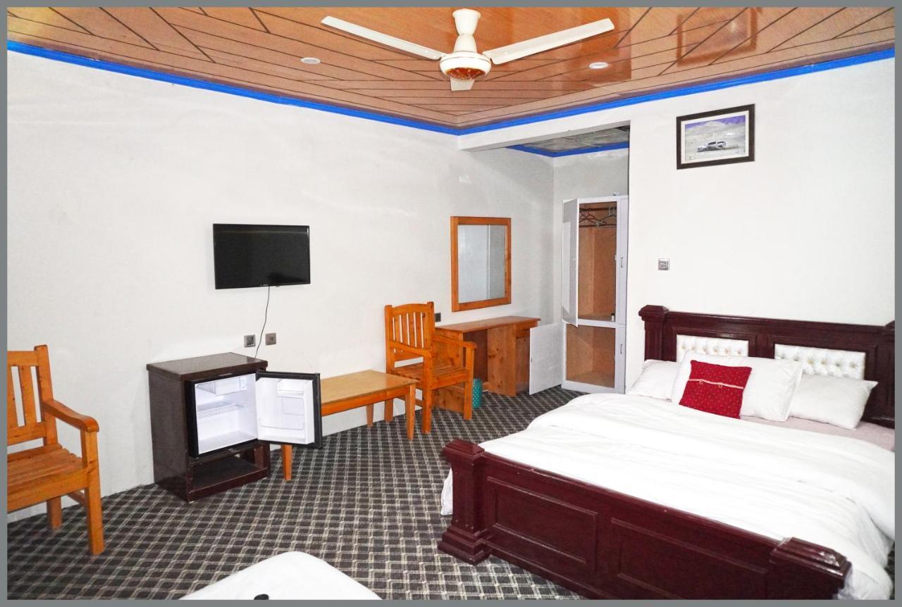 Hotel Mountain Lodge Скарду Экстерьер фото