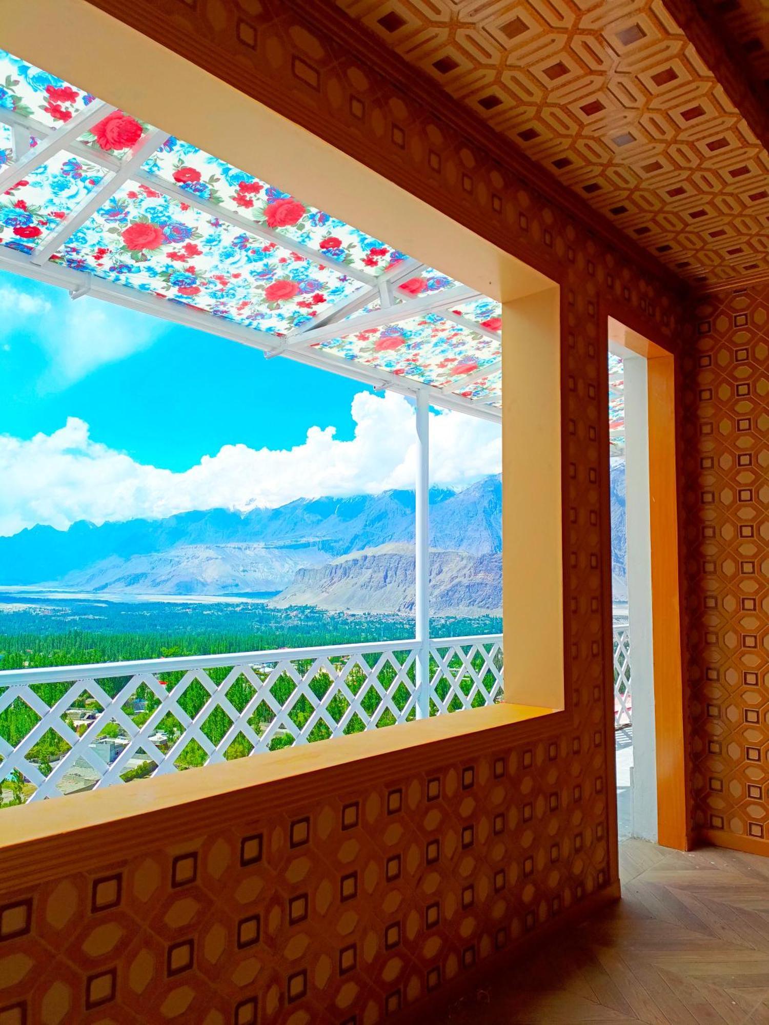 Hotel Mountain Lodge Скарду Экстерьер фото