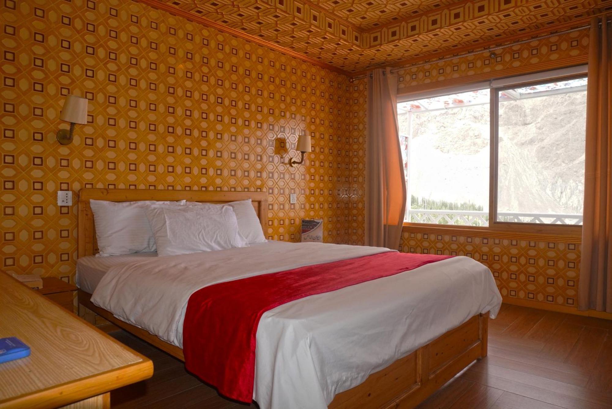 Hotel Mountain Lodge Скарду Экстерьер фото